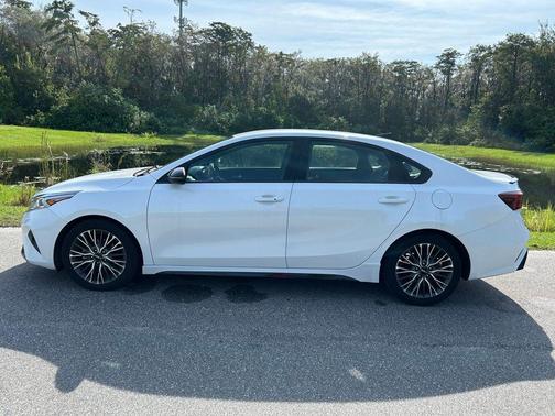 2023 Kia Forte GT-Line