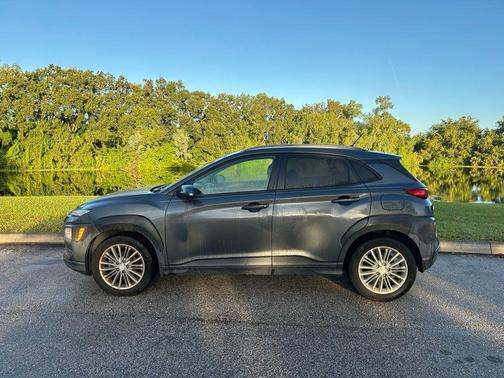 2021 Hyundai KONA SEL