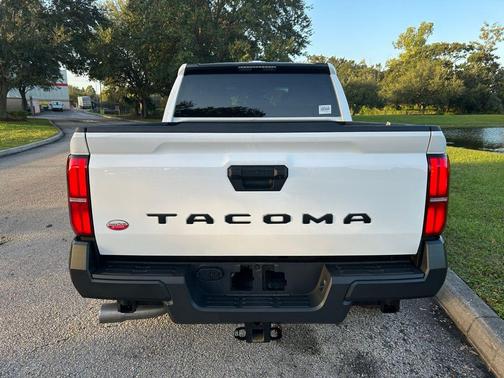 2025 Toyota Tacoma SR