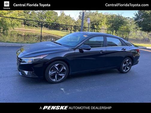 2021 Hyundai ELANTRA SEL