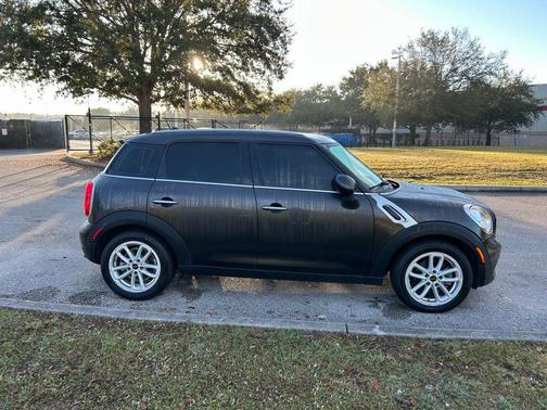 2016 MINI Countryman Cooper