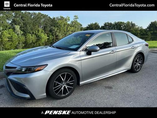 2023 Toyota Camry SE