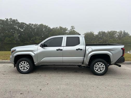 2025 Toyota Tacoma SR