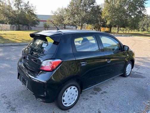 2021 Mitsubishi Mirage ES