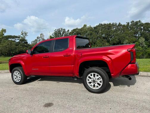 2024 Toyota Tacoma SR5