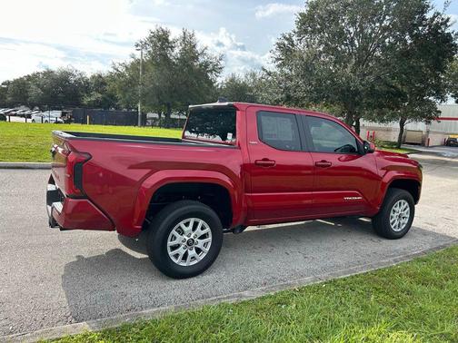 2024 Toyota Tacoma SR5