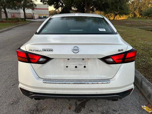 2020 Nissan Altima SR FWD