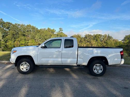 2020 Toyota Tacoma SR