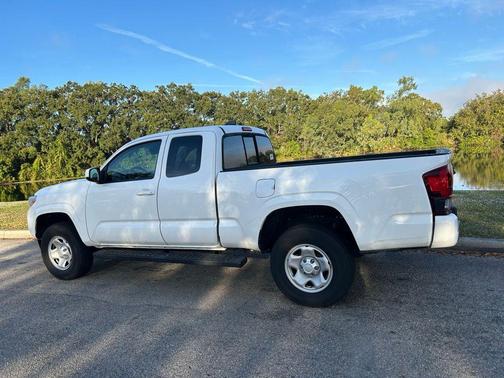 2020 Toyota Tacoma SR