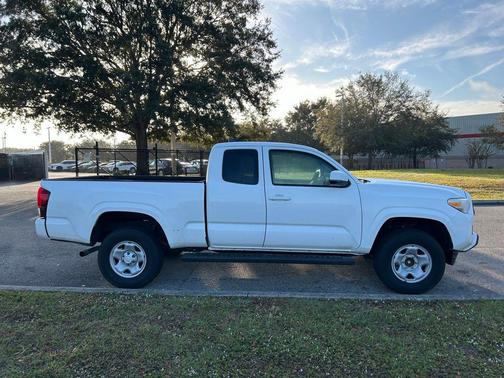 2020 Toyota Tacoma SR