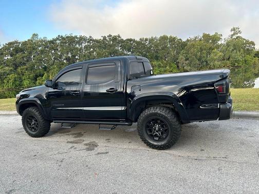 2020 Toyota Tacoma SR5