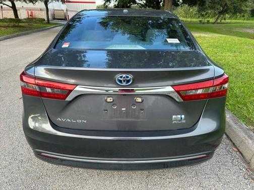 2016 Toyota Avalon Hybrid XLE Premium