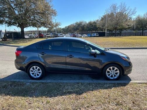 2013 Kia Rio EX