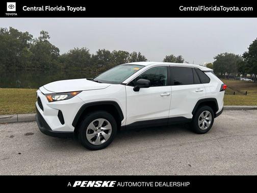 2022 Toyota RAV4 LE