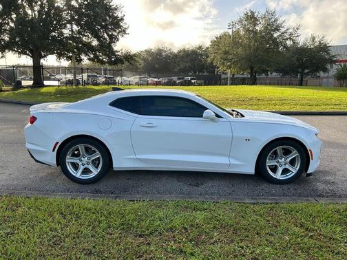 2023 Chevrolet Camaro 1LT