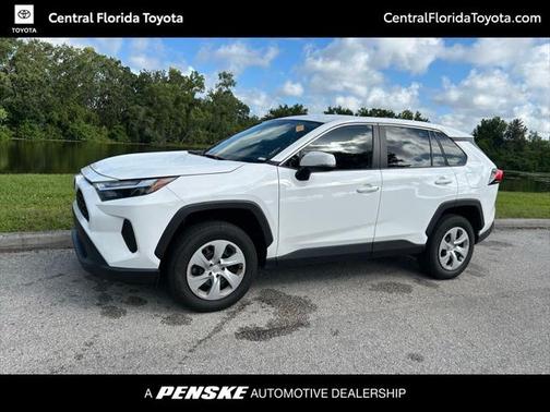 2024 Toyota RAV4 LE