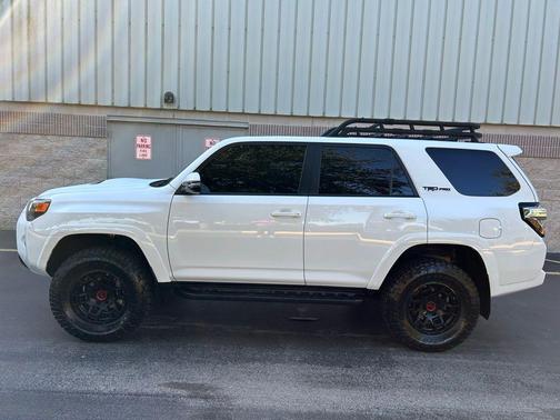 2024 Toyota 4Runner TRD Off Road Premium