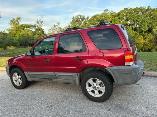 2005 Ford Escape XLT