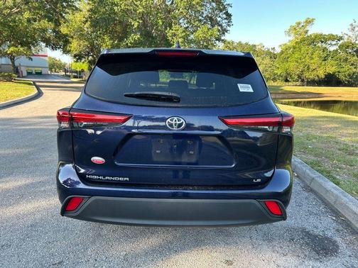 Blueprint 2022 Toyota Highlander LE