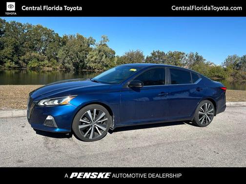 2021 Nissan Altima SR FWD