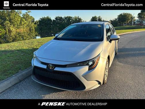 Classic Silver Metallic 2022 Toyota Corolla LE
