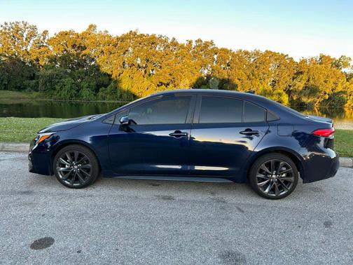 2024 Toyota Corolla Hybrid SE