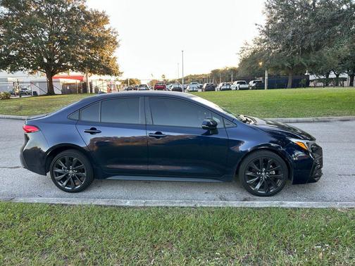 2024 Toyota Corolla Hybrid SE