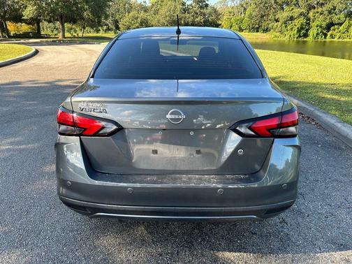 2023 Nissan Versa 1.6 S