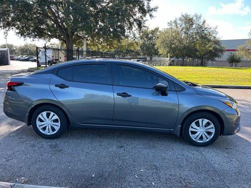 2023 Nissan Versa 1.6 S