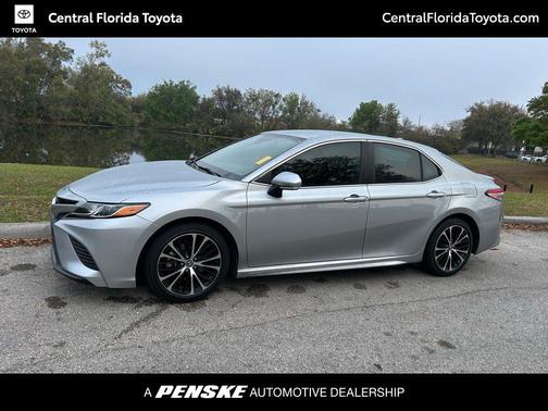 2019 Toyota Camry SE