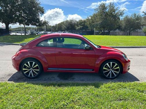 2012 Volkswagen Beetle Base