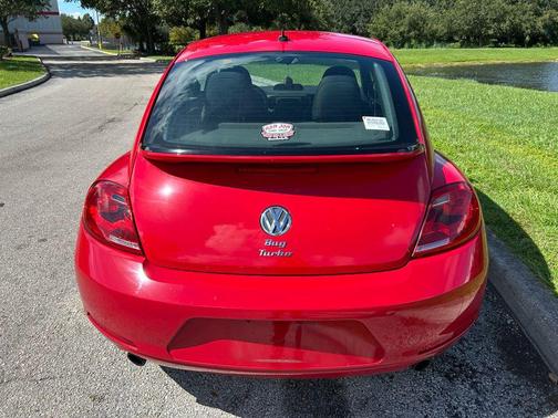 2012 Volkswagen Beetle Base