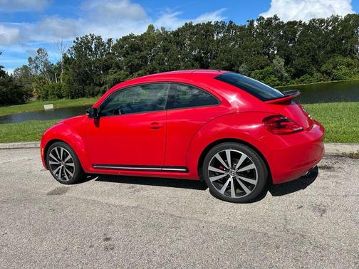 2012 Volkswagen Beetle Base