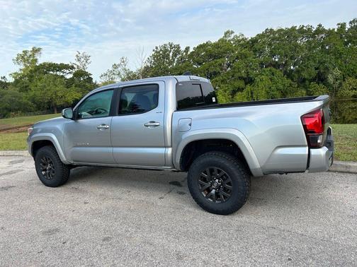 Celestial Silver Metallic 2022 Toyota Tacoma SR5
