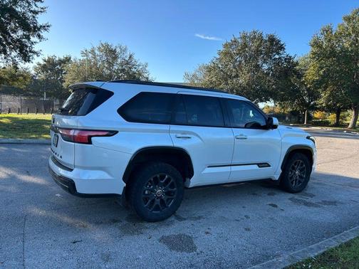 2023 Toyota Sequoia Platinum