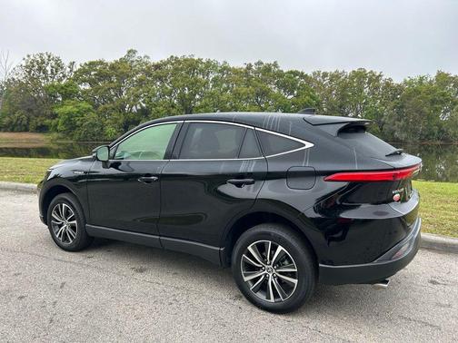 Black 2021 Toyota Venza LE