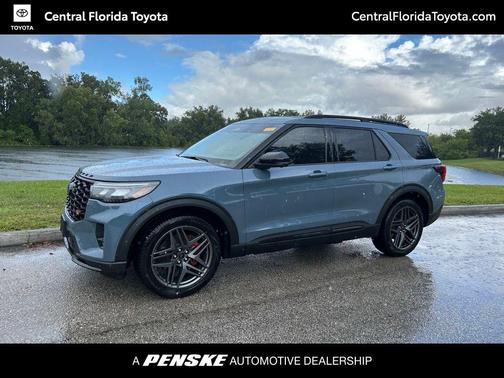 2025 Ford Explorer ST
