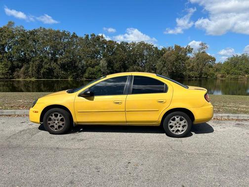 2004 Dodge Neon SXT