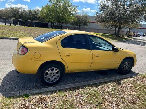 2004 Dodge Neon SXT