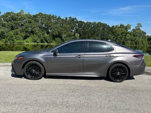 2024 Toyota Camry Hybrid SE