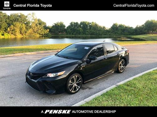 Photo 1 of 26 of 2019 Toyota Camry L