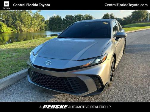 Heavy Metal 2025 Toyota Camry SE