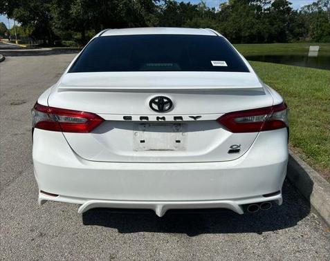 2018 Toyota Camry SE