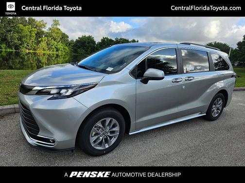 2024 Toyota Sienna XLE