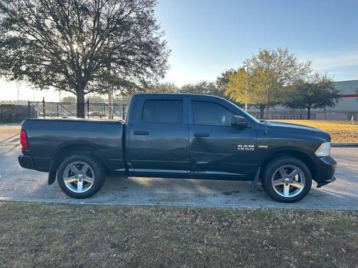 2017 RAM 1500 Express