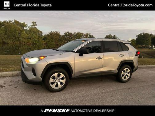 2022 Toyota RAV4 LE