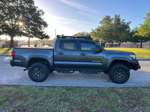 Magnetic Gray Metallic 2023 Toyota Tacoma SR5