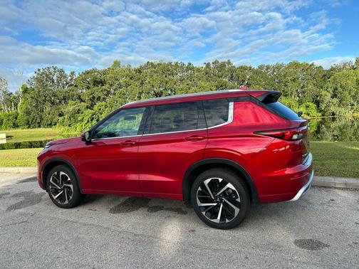 2024 Mitsubishi Outlander SEL 2.5 2WD