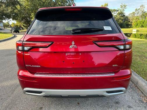2024 Mitsubishi Outlander SEL 2.5 2WD