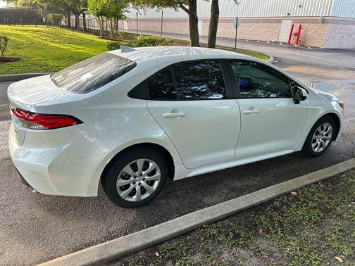 Wind Chill Pearl 2023 Toyota Corolla LE